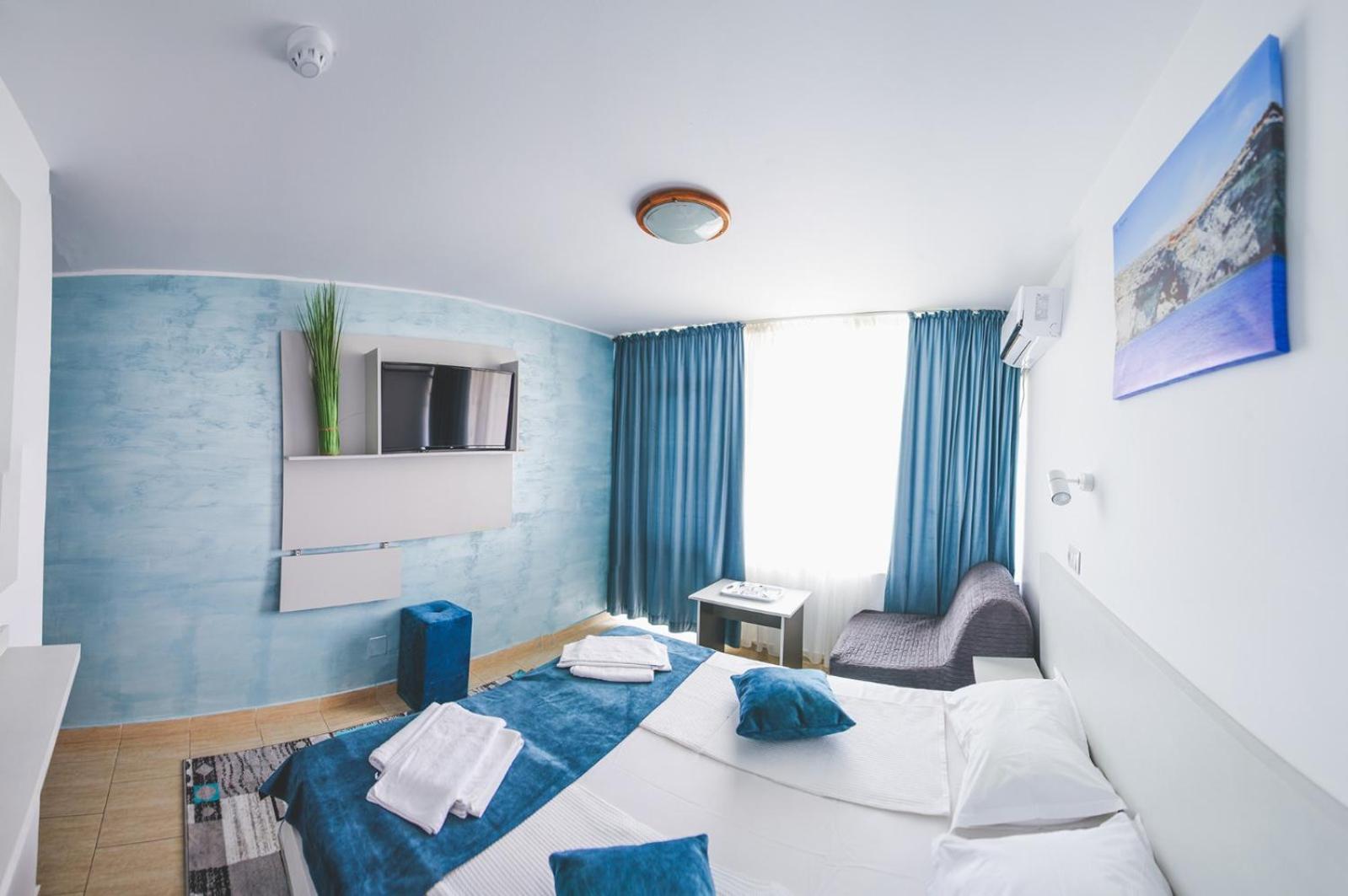 Hotel Carmen Azzuro Venus Esterno foto